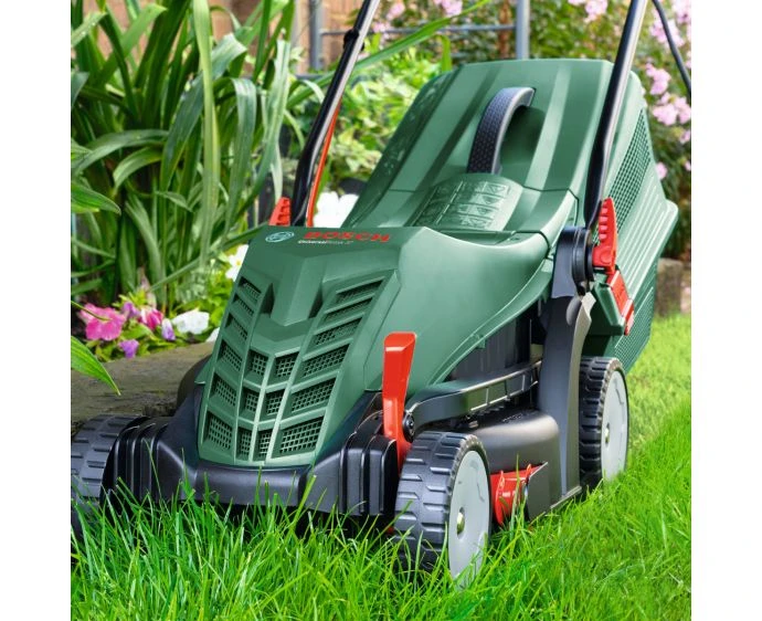 Bosch Universal Rotak 37-565 Lawn Mower 230V | 06008A6573