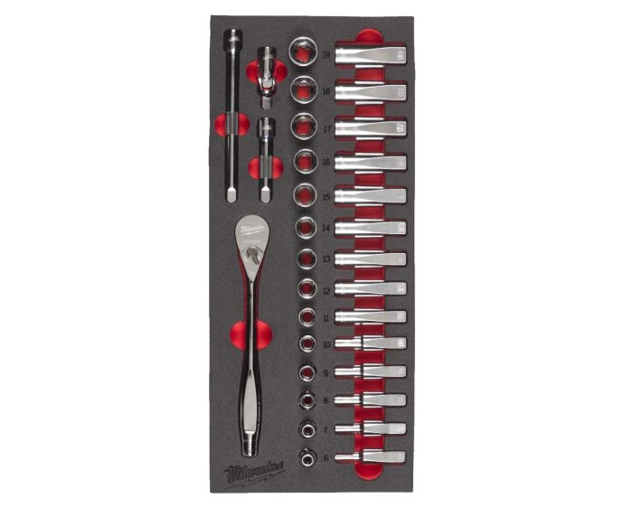 Milwaukee 4932479825 32 Pieces 3/8" Ratchet and Socket Set