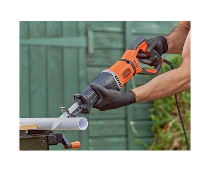 BLACK + DECKER BES301 Reciprocating Saw 750W 240V | BES301-GB