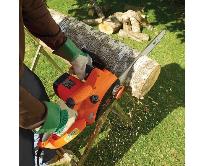 BLACK & DECKER CS2040 2000W 40cm Corded Chainsaw 240V