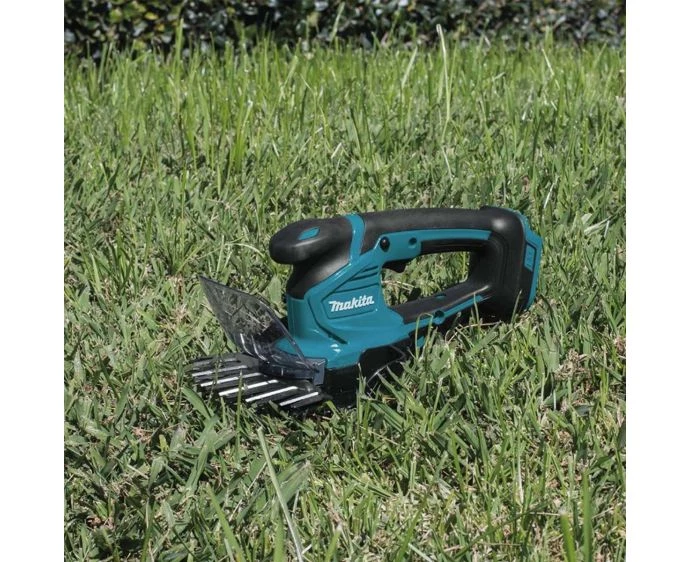 Makita DUM604SFX 18V LXT Cordless 160/200mm Grass Shear With 1 x 3.0Ah Battery & Charger