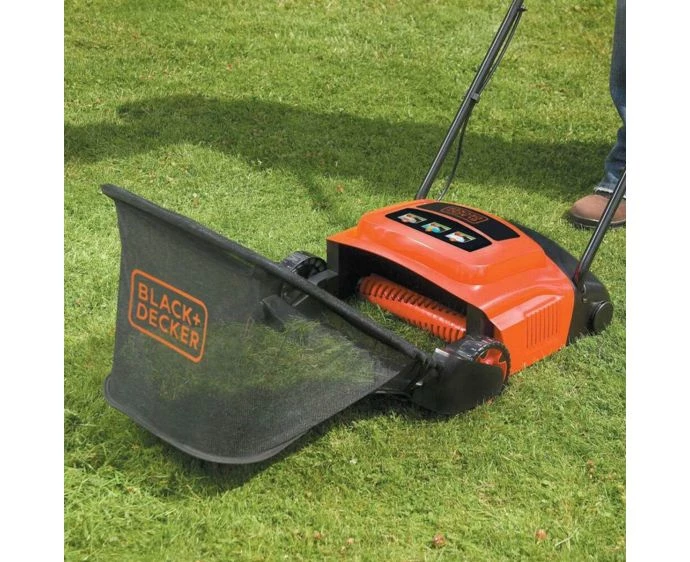 Black & Decker B/DGD300 Corded 600W 300mm Lawnraker 240V