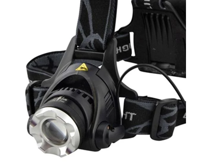 Lighthouse L/HEHEADZOOM Elite 3W LED Zoom Headlight 120 lumens With 4 x AA Alkaline Batteries