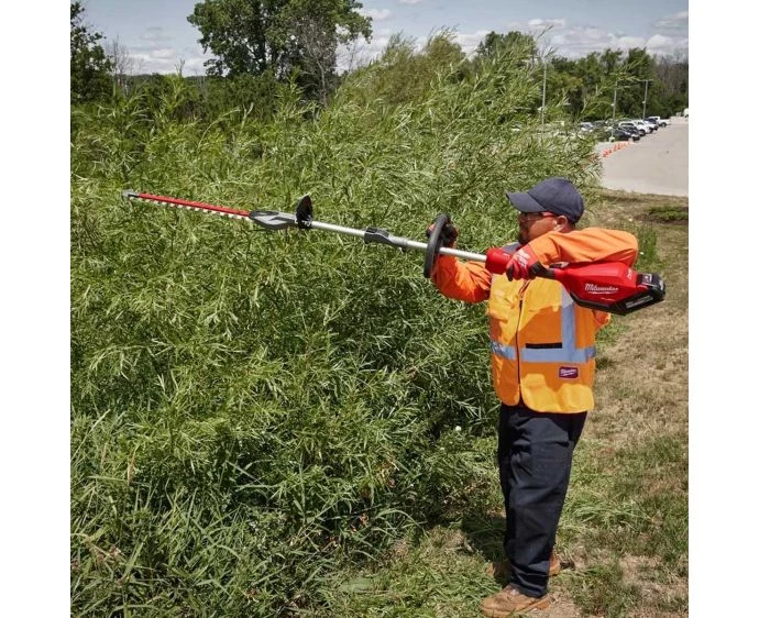 Milwaukee M18FOPH-SHTA Quik-Lok Short Hedge Trimmer Attachment