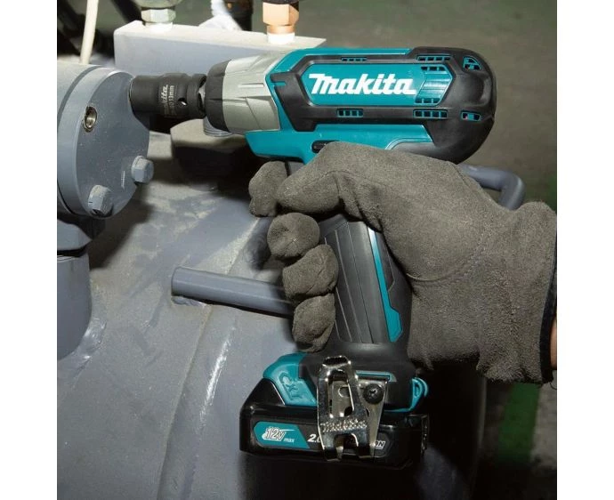 Makita Impact Wrench TW141DWAE 12V Max CXT Cordless 1/2" 145Nm 125W With 2 x 2.0Ah Batteries, Charger & Case