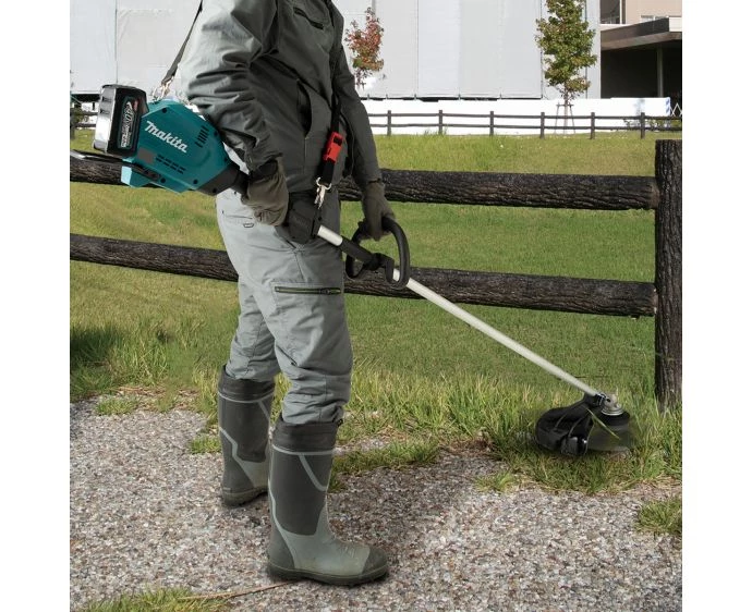 Makita UR008GZ01 40Vmax XGT Cordless Brushless Line Trimmer Bare Unit